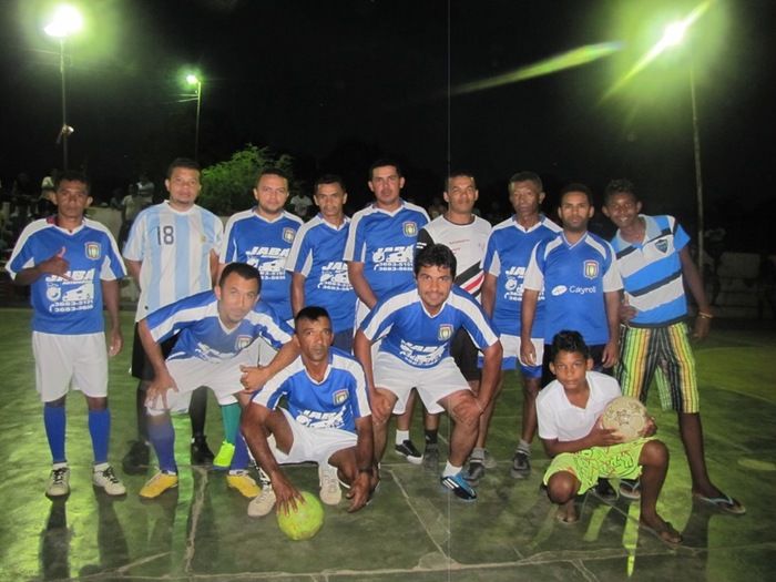 Vereador Zé de Caindinha idealiza e executa projeto de futsal / veteranos para homenagear ex-atletas  - Imagem 5