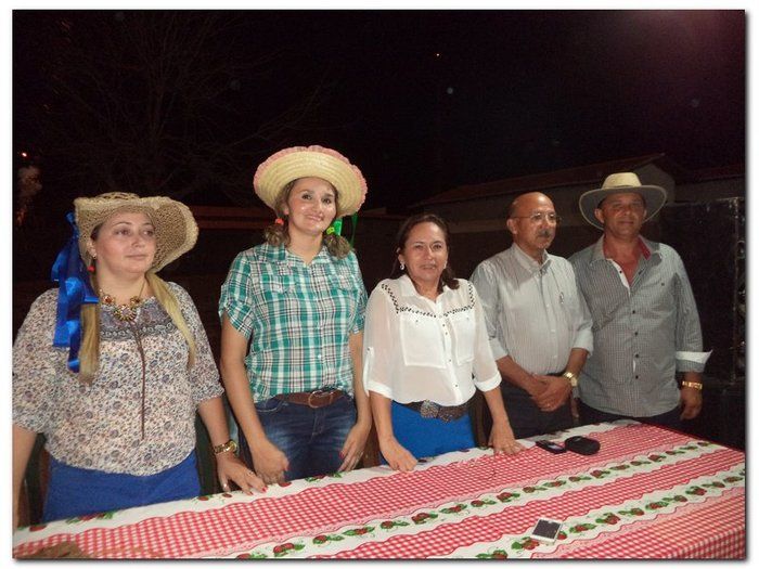 SEMTAC realiza festa junina para os Idosos e com os jovens do serviço de convivência e fortalecimento de vínculo - Imagem 28