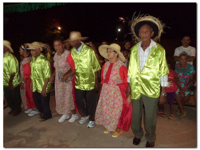 SEMTAC realiza festa junina para os Idosos e com os jovens do serviço de convivência e fortalecimento de vínculo - Imagem 21