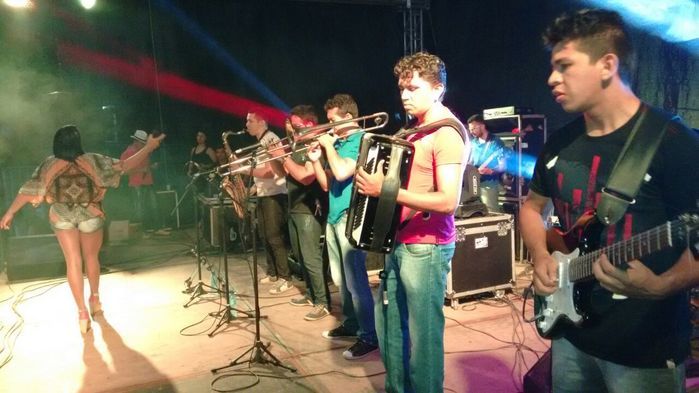 CHAGUINHA & DESEJO MUSICAL FECHARAM COM CHAVE DE OURO OS FESTEJOS DE SÃO PEDRO EM BOA HORA - Imagem 17