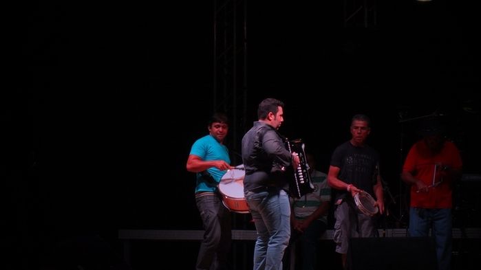 'Muita animação', na última noite de shows do São João do bairro Codó em Dom Expedito Lopes - Imagem 45