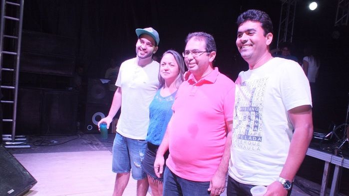 'Muita animação', na última noite de shows do São João do bairro Codó em Dom Expedito Lopes - Imagem 63