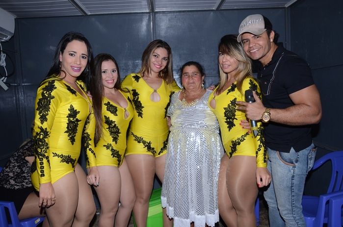 'Muita animação', na última noite de shows do São João do bairro Codó em Dom Expedito Lopes - Imagem 11