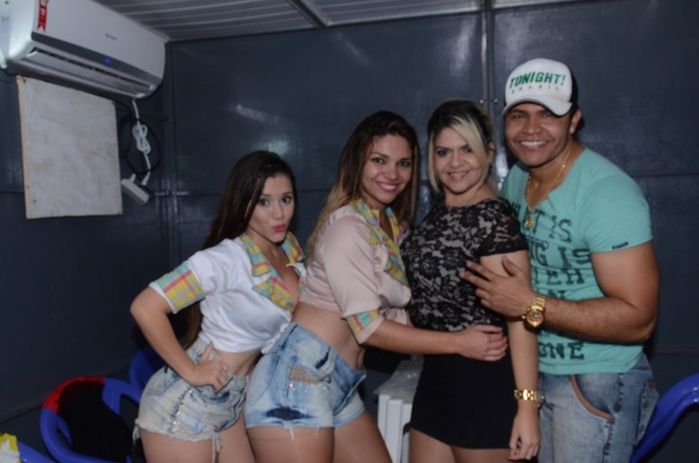 'Muita animação', na última noite de shows do São João do bairro Codó em Dom Expedito Lopes - Imagem 31