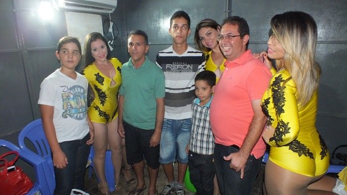 'Muita animação', na última noite de shows do São João do bairro Codó em Dom Expedito Lopes - Imagem 50