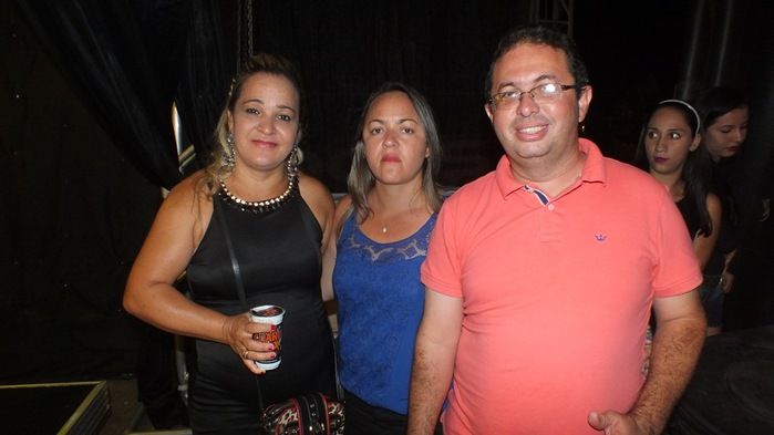 'Muita animação', na última noite de shows do São João do bairro Codó em Dom Expedito Lopes - Imagem 60