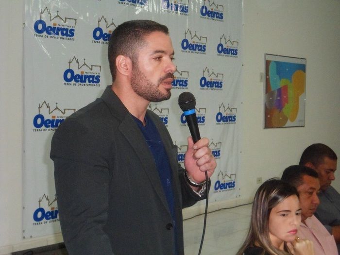 Solenidade de posse de concursados em Saúde e Assistência Social acontece em Oeiras - Imagem 4