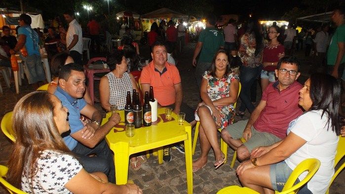 'Muita animação', na última noite de shows do São João do bairro Codó em Dom Expedito Lopes - Imagem 43