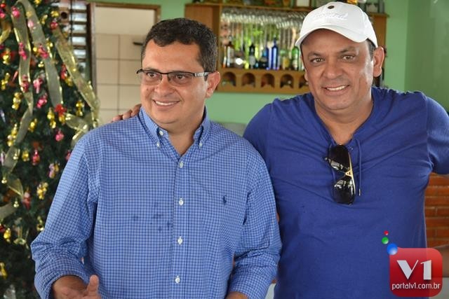 Frank, Dorgival Dantas e Vicente Nery no aniversario de Pimenteiras - Imagem 1