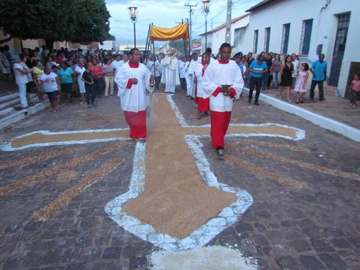Missa e procissão marcam feriado de Corpus Christi em Barras - Imagem 6