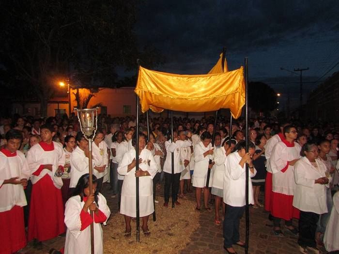 Missa e procissão marcam feriado de Corpus Christi em Barras - Imagem 5