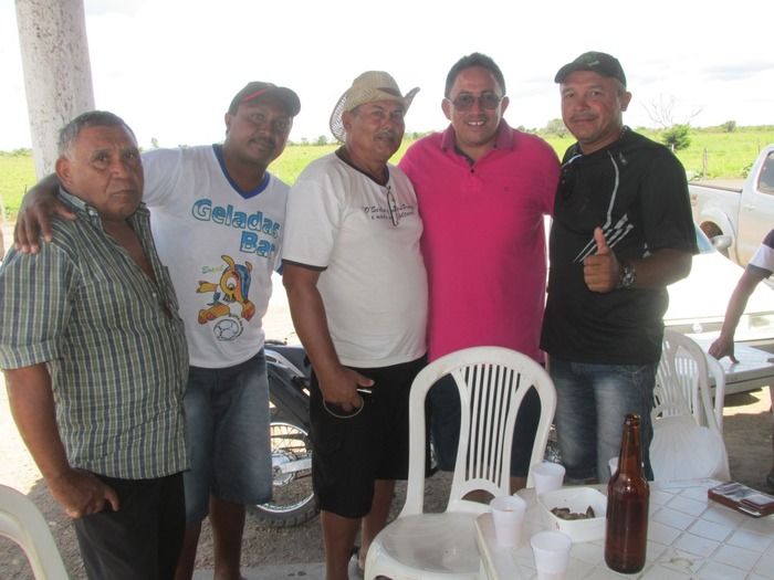 Prefeito Walter Alencar Reuniu Amigos e políticos em sua Fazenda   - Imagem 7