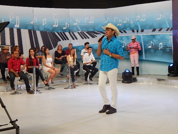 Prefeito participa de Gravação do Programa Frank Aguiar - Imagem 3