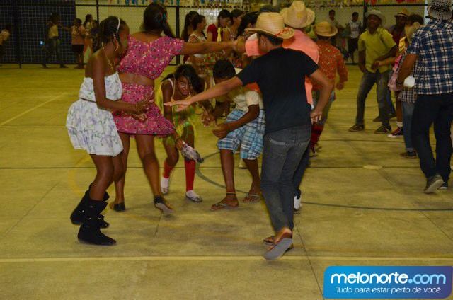 EScola Liberato Vieira Realiza seu Festival Julinho - Imagem 131