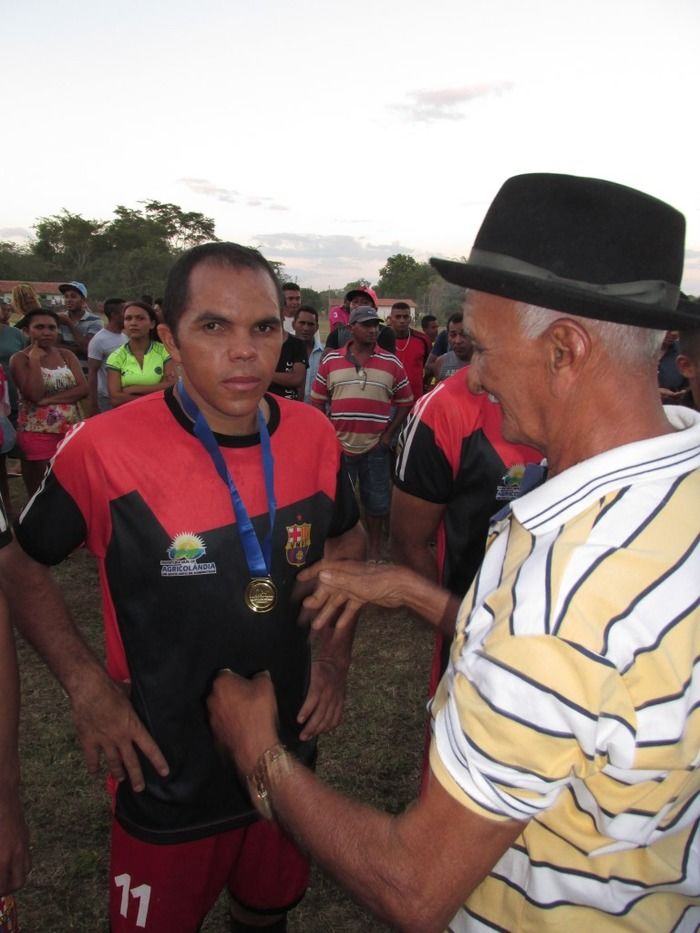 Vila Bate o Emelec e é Campeão do Campeonato de Futebol do Bairro Poeirão   - Imagem 16