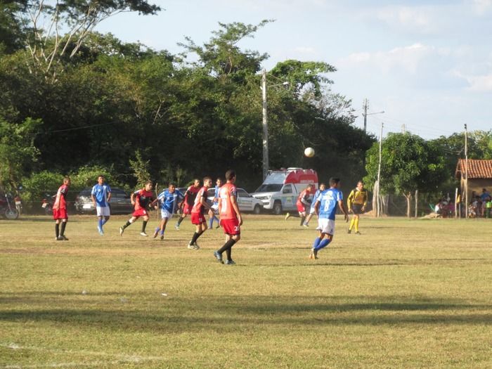 Vila Bate o Emelec e é Campeão do Campeonato de Futebol do Bairro Poeirão   - Imagem 8