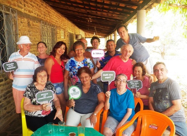 Ex-prefeito de Barras Joaquim Lucas comemora aniversário ao lado de amigos e familiares - Imagem 1