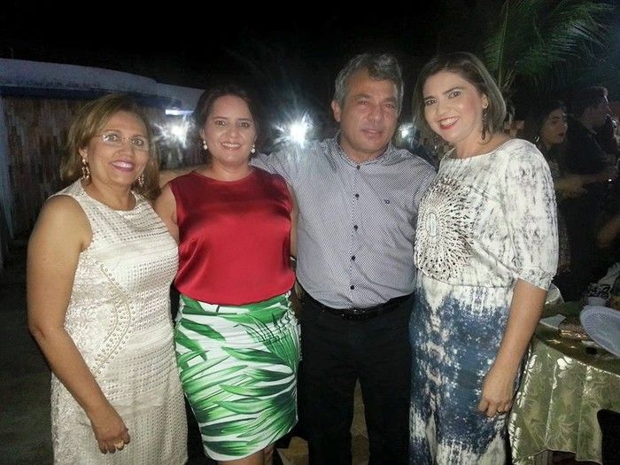 Festa das Rosas movimentou noite de sexta em Barras - Imagem 10