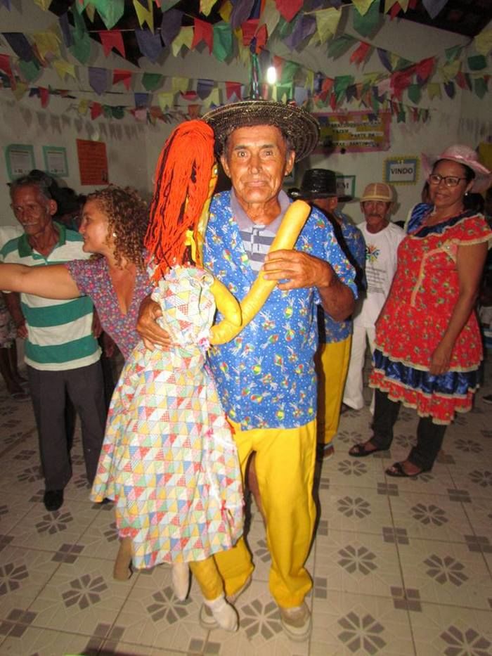 CRAS do Bairro Santinho realiza arraia julino - Imagem 8