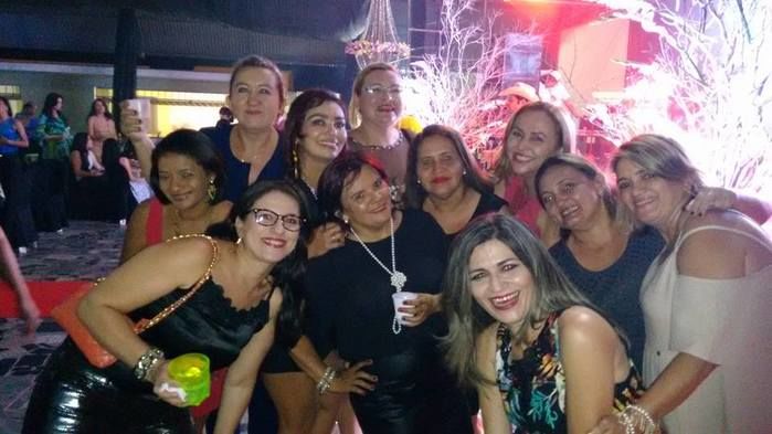 Festa das Rosas movimentou noite de sexta em Barras - Imagem 29