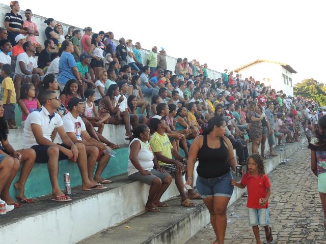 Equipe do Santa Cruz conquista o Campeonato Aguabranquense de Futebol 2015 - Imagem 18