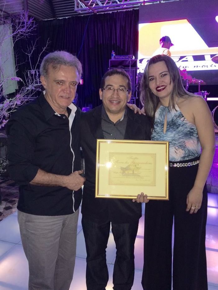 Festa das Rosas movimentou noite de sexta em Barras - Imagem 8