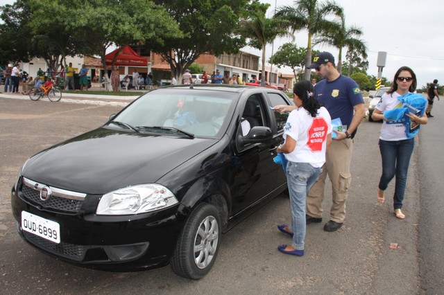 Secretaria Municipal de Saúde Promoveu a Campanha Viva no Trânsito - Imagem 11