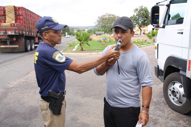 Secretaria Municipal de Saúde Promoveu a Campanha Viva no Trânsito - Imagem 30