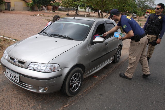 Secretaria Municipal de Saúde Promoveu a Campanha Viva no Trânsito - Imagem 14