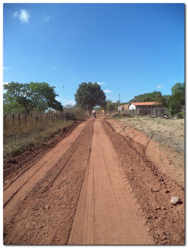 Prefeitura de Inhuma recupera estradas vicinais do município - Imagem 6