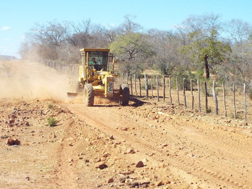 Recuperação de Estradas Trecho Belo - Monte a Canto do Brejo