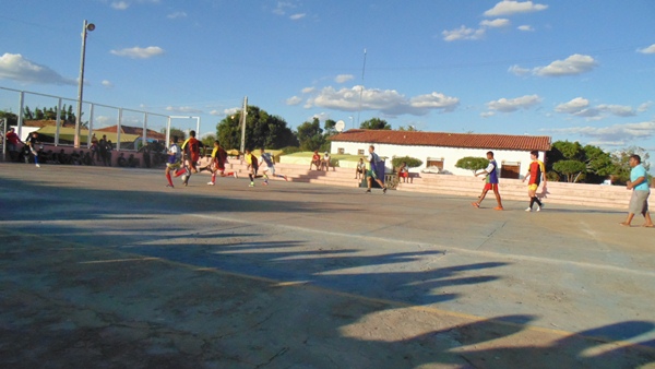 Final do campeonato de férias é realizado em Santo Inácio  - Imagem 4