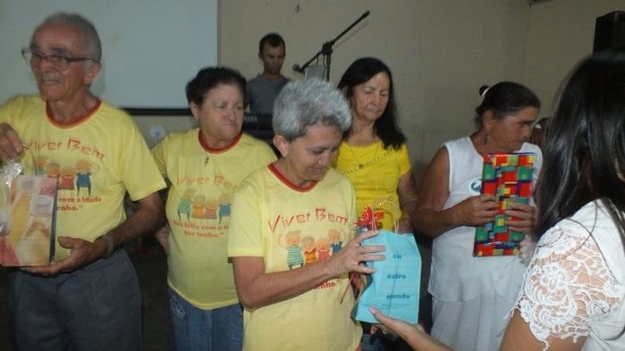 Dom Expedito Lopes, fez festa para homenagear o grupo da melhor idade de Paquetá-PI - Imagem 118