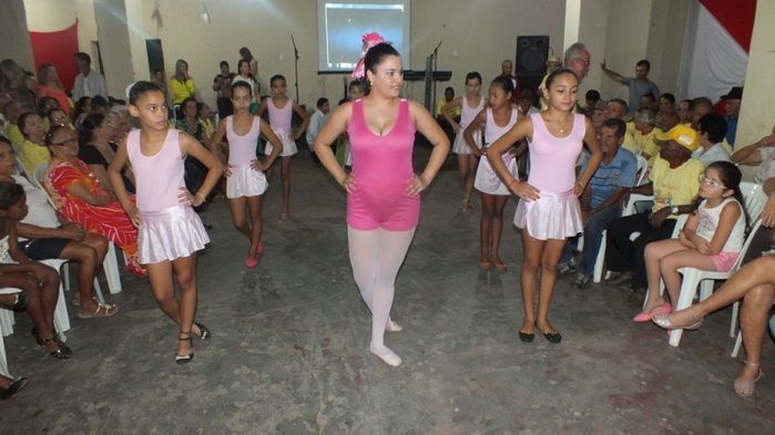 Dom Expedito Lopes, fez festa para homenagear o grupo da melhor idade de Paquetá-PI - Imagem 77