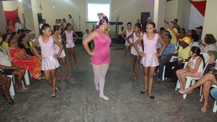 Dom Expedito Lopes, fez festa para homenagear o grupo da melhor idade de Paquetá-PI - Imagem 74