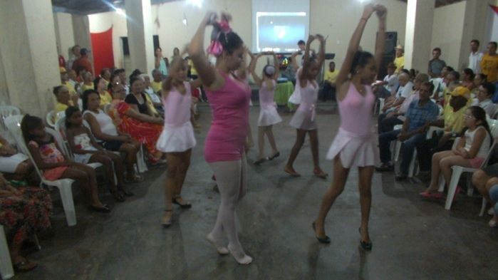 Dom Expedito Lopes, fez festa para homenagear o grupo da melhor idade de Paquetá-PI - Imagem 96
