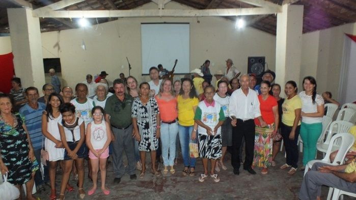 Dom Expedito Lopes, fez festa para homenagear o grupo da melhor idade de Paquetá-PI - Imagem 177