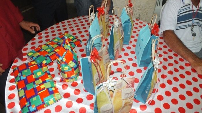 Dom Expedito Lopes, fez festa para homenagear o grupo da melhor idade de Paquetá-PI - Imagem 109