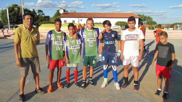 Final do campeonato de férias é realizado em Santo Inácio  - Imagem 1