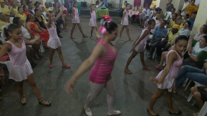 Dom Expedito Lopes, fez festa para homenagear o grupo da melhor idade de Paquetá-PI - Imagem 105