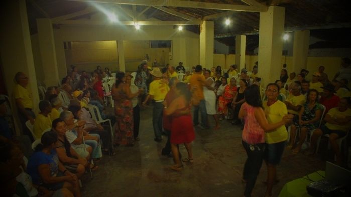 Dom Expedito Lopes, fez festa para homenagear o grupo da melhor idade de Paquetá-PI - Imagem 131