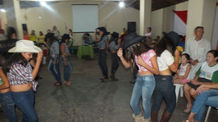 Dom Expedito Lopes, fez festa para homenagear o grupo da melhor idade de Paquetá-PI - Imagem 49