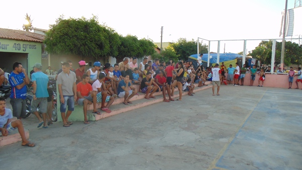 Final do campeonato de férias é realizado em Santo Inácio  - Imagem 10