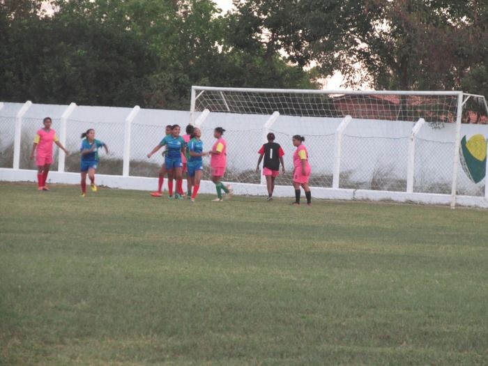 Seleção Feminina de Agricolândia vence a Seleção de Regeneração em casa - Imagem 30
