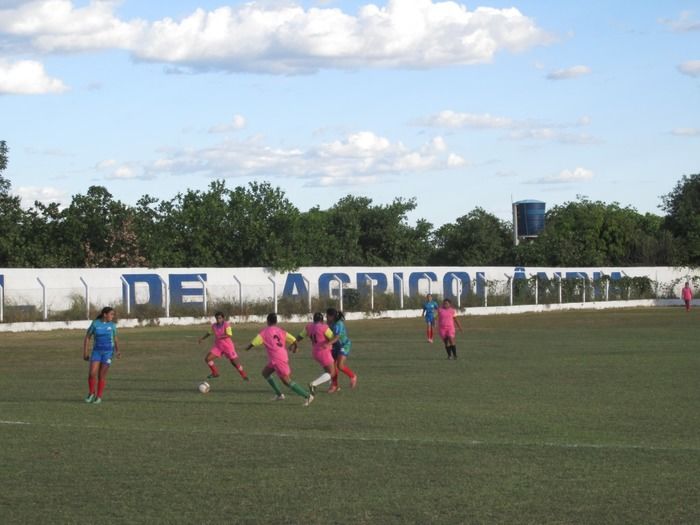 Seleção Feminina de Agricolândia vence a Seleção de Regeneração em casa - Imagem 14