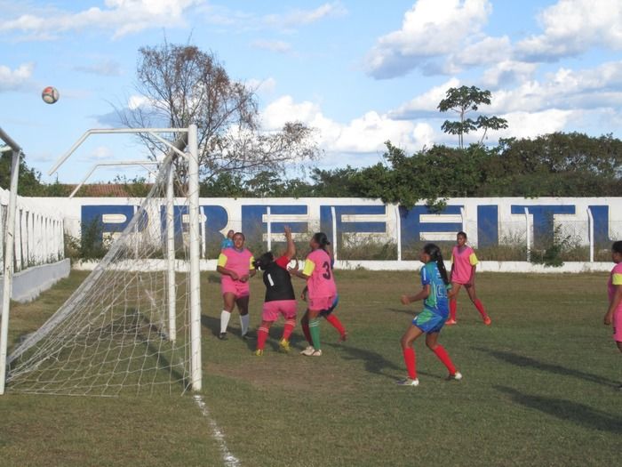 Seleção Feminina de Agricolândia vence a Seleção de Regeneração em casa - Imagem 16