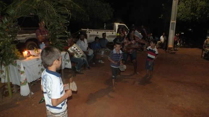 No interior do Piauí, Família e comunidade pagam promessa com Roda de São Gonçalo. - Imagem 28