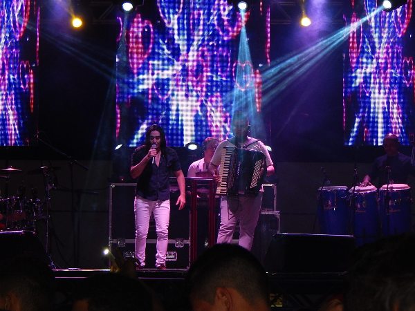 Show da Banda Farra de Play e Forró Sem Limite - Imagem 7