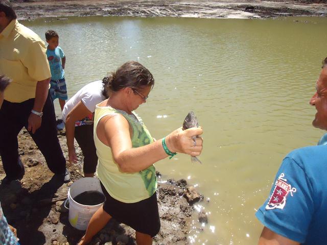 Dr. Zé Maria comemora com a População a Reforma do Tanque em Furta-Lhe a Volta - Imagem 27