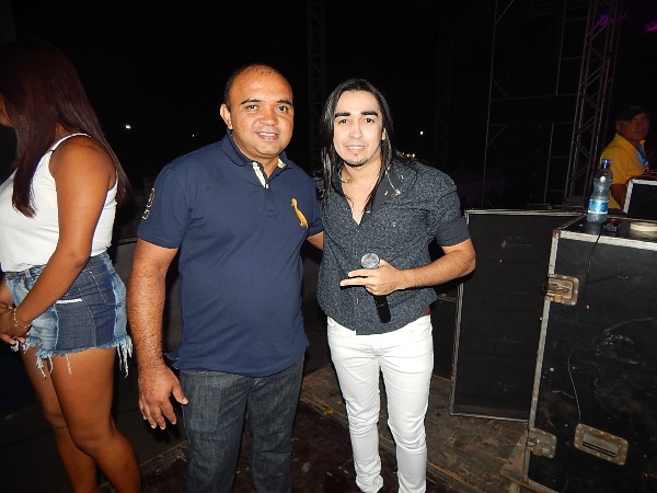 Show da Banda Farra de Play e Forró Sem Limite - Imagem 3